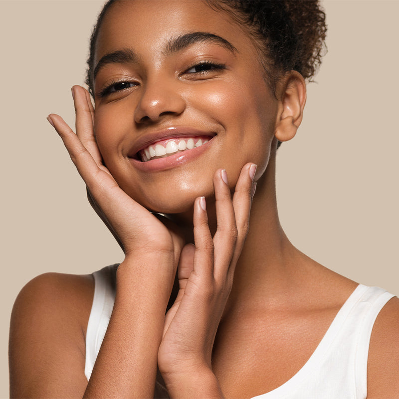 Navigating Oily Skin with Seamantika: Your Ultimate Skincare Trio